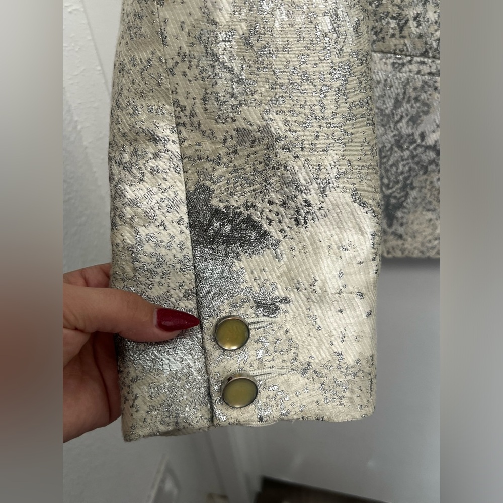 CAbi Women Cream/Silver Blazer - Picture 5 of 11